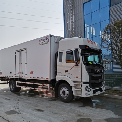 廣東重汽4米2保鮮冷藏車(chē)配置與價(jià)格解析 實(shí)現(xiàn)無(wú)憂運(yùn)輸?shù)睦滏溄鉀Q方案